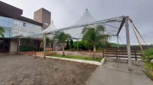 TENDA CHAPÉU DE BRUXA 10X10 TRANSPARENTE